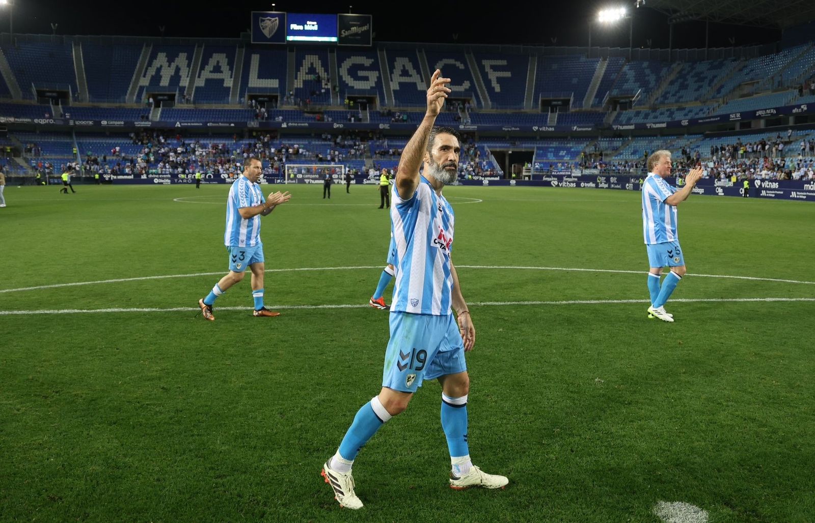 Fernando Sanz, en un partido de leyendas en La Rosaleda