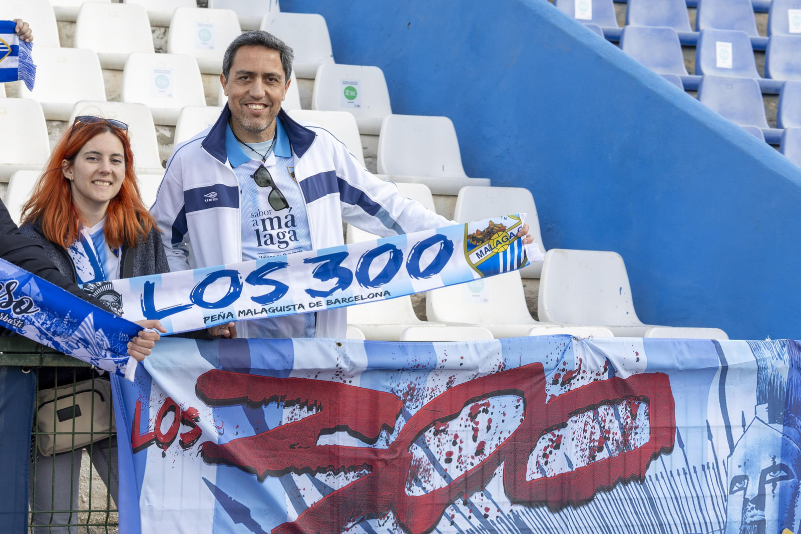 El malaguismo no falló: Búscate en las fotos del Melilla - Málaga CF