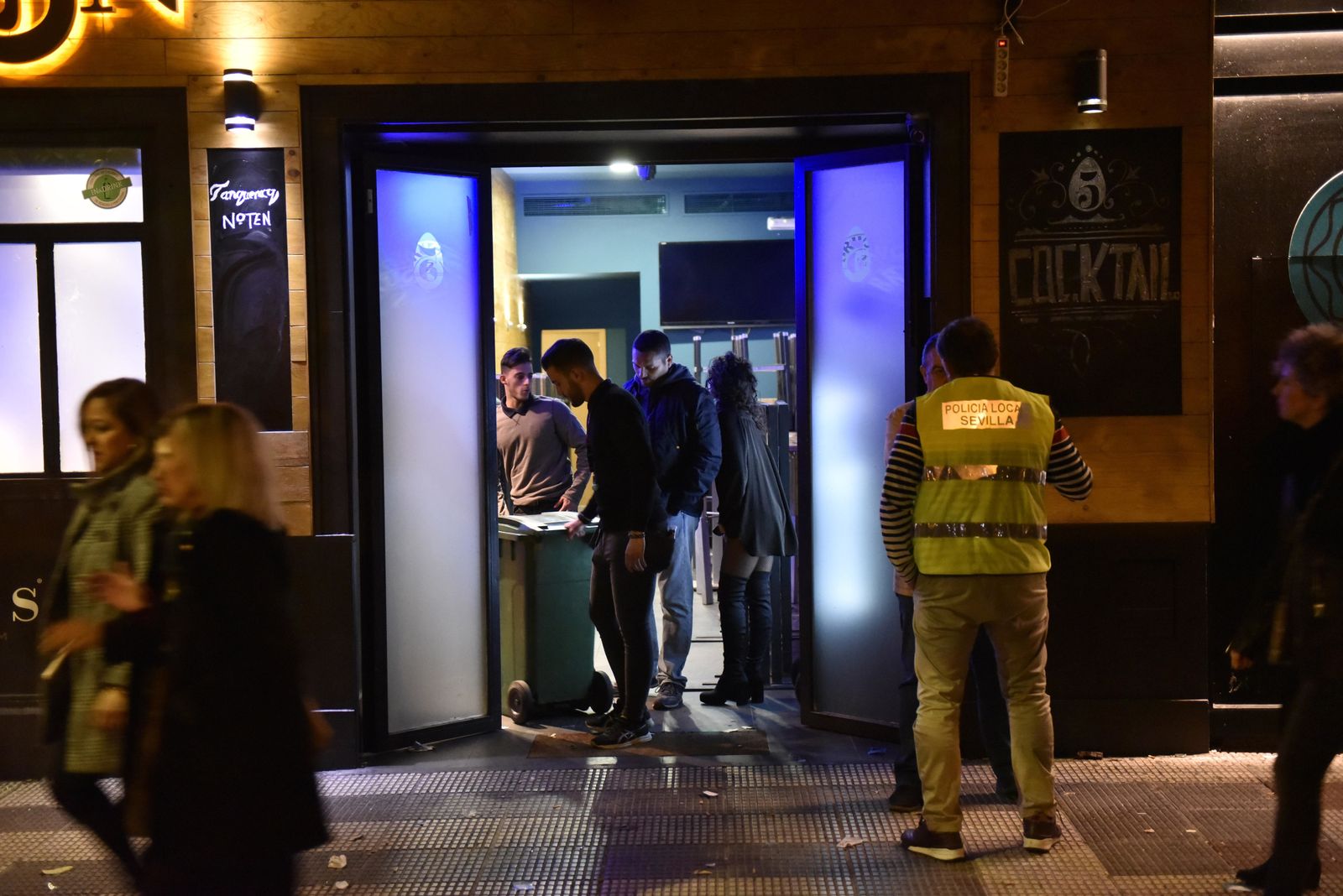 Dispositivo policial contra la movida