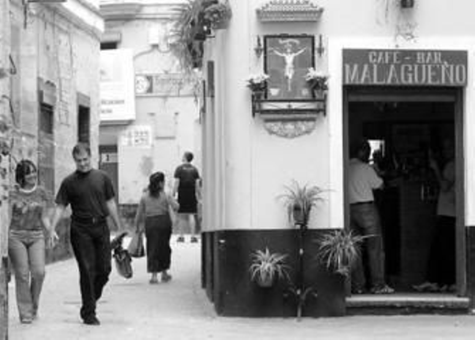 El Pópulo se ha convertido en un referente comercial y hostelero en la ciudad de Cádiz.