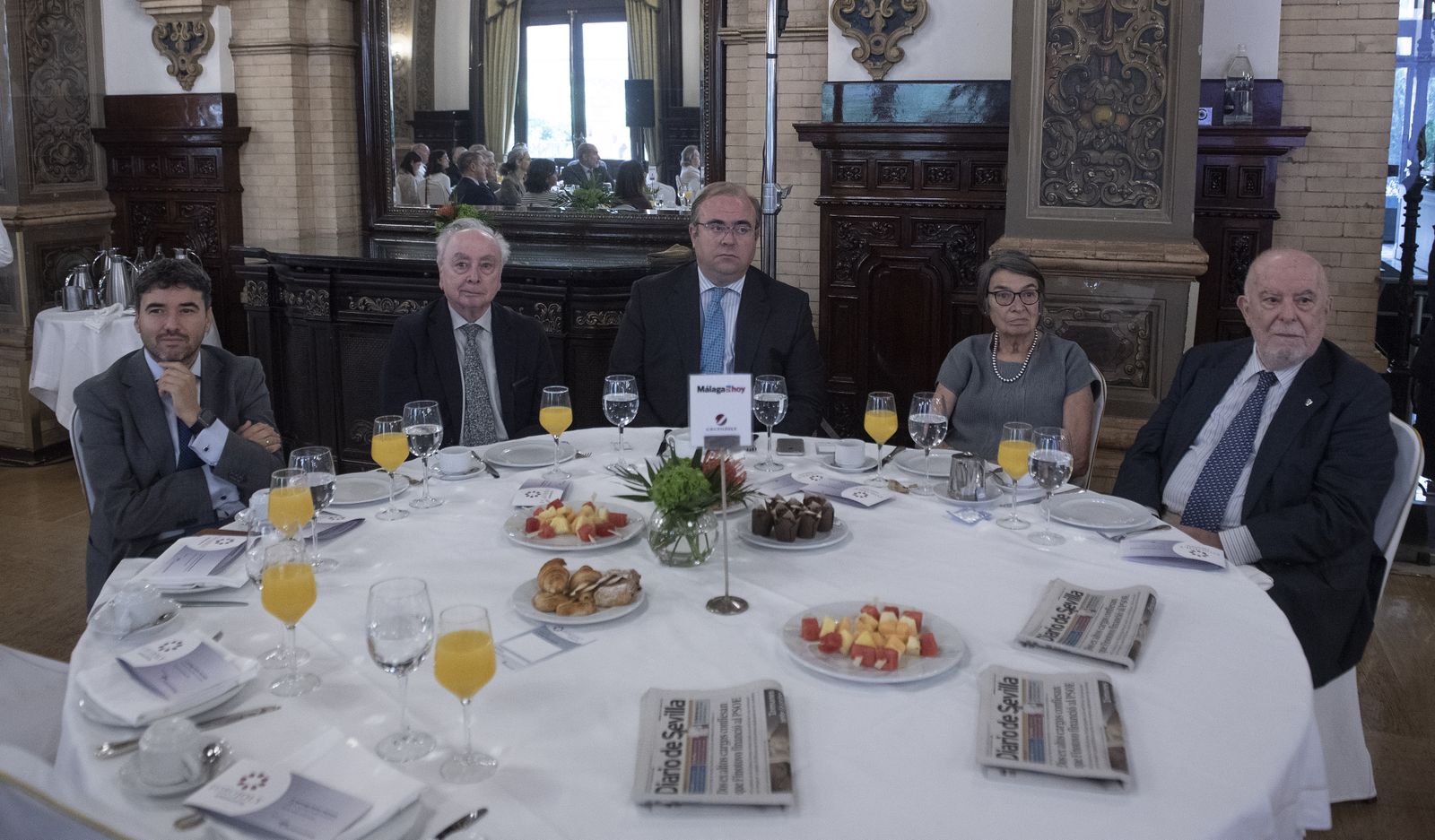 Imágenes del Foro Joly con el director de la Real Academia Española, Santiago Muñoz Machado