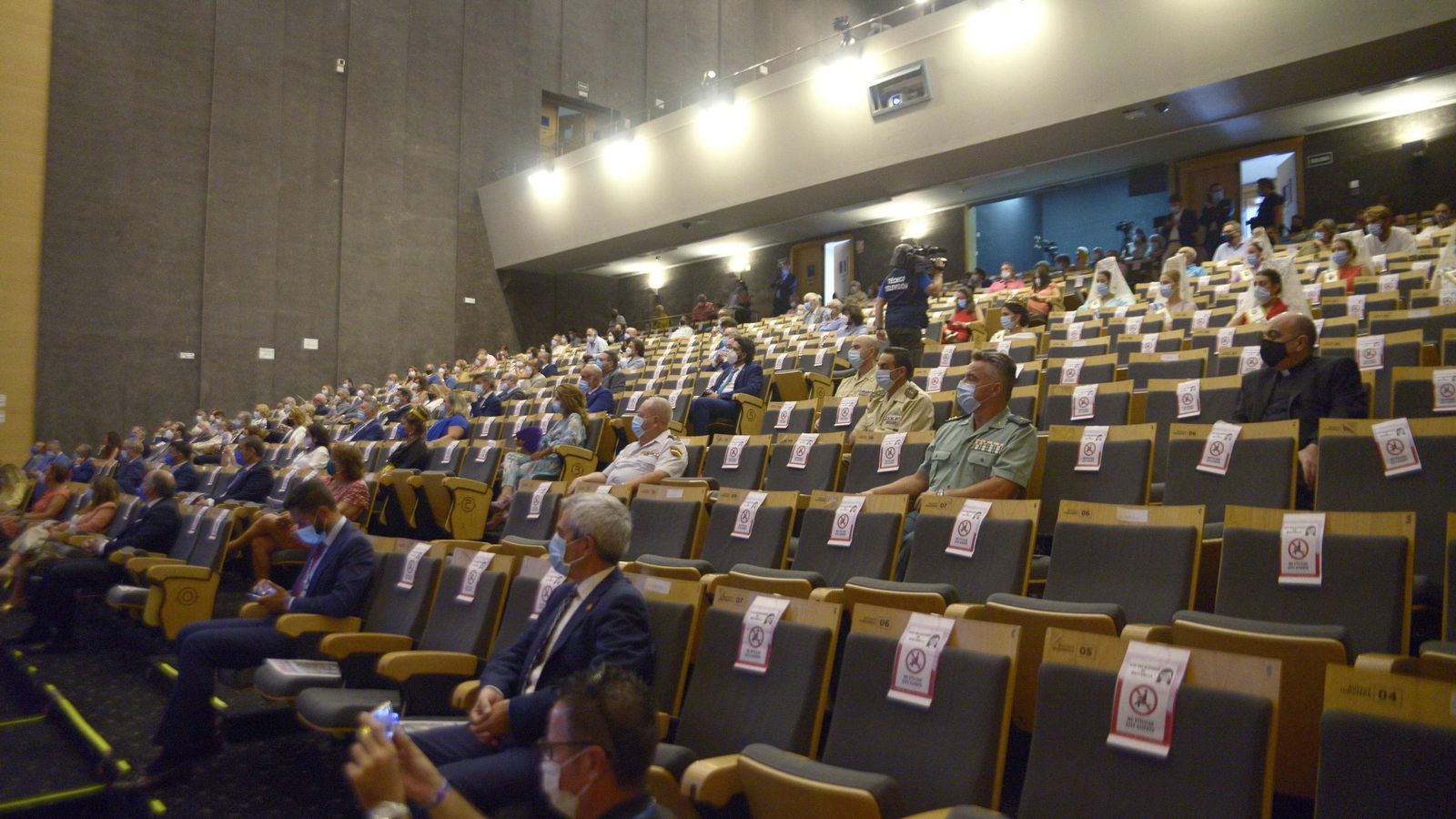 El Palacio de Congresos, semivacío por las medidas contra el coronavirus