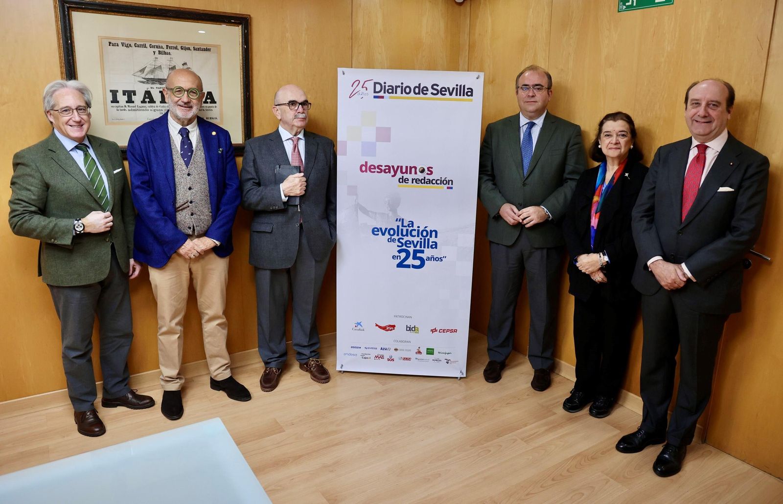 De izquierda a derecha: Pedro Robles, director ejecutivo de Robles Grupo; Manuel Marchena, catedrático de Análisis Geográfico Regional de la Universidad de Sevilla; Alfonso Jiménez, maestro mayor honorario de la Catedral de Sevilla; Carlos Navarro Antolín, subdirector del Diario de Sevilla; Reyes Pro, historiadora y bibliotecaria; y Joaquín Moeckel, abogado y Cruz del Mérito Civil.