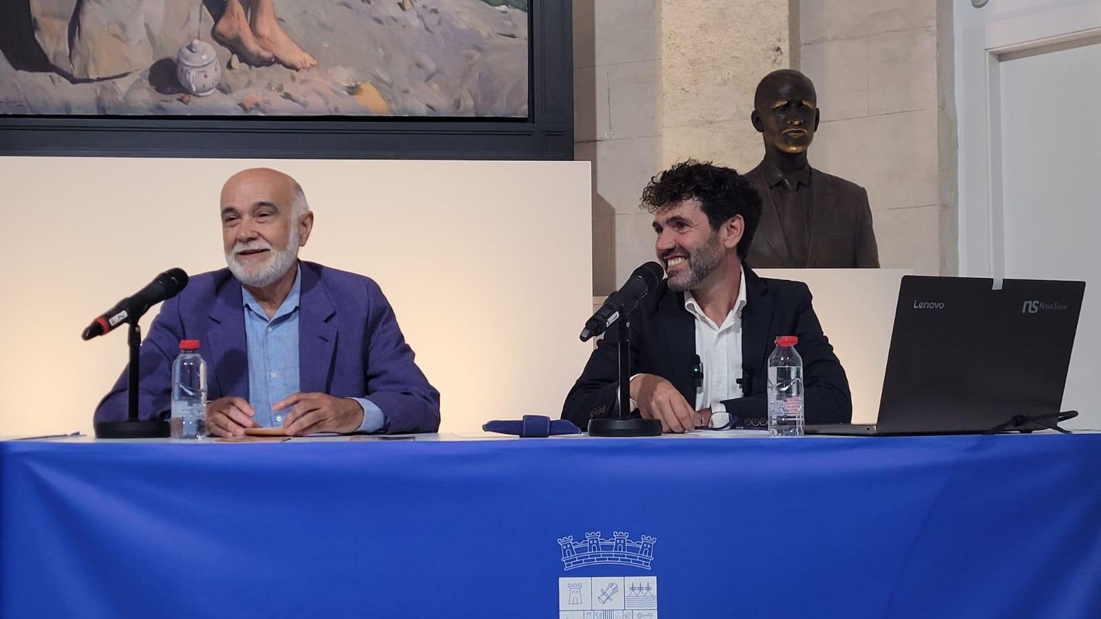 Javier Pérez Rojas junto a David Gutiérrez Pulido.