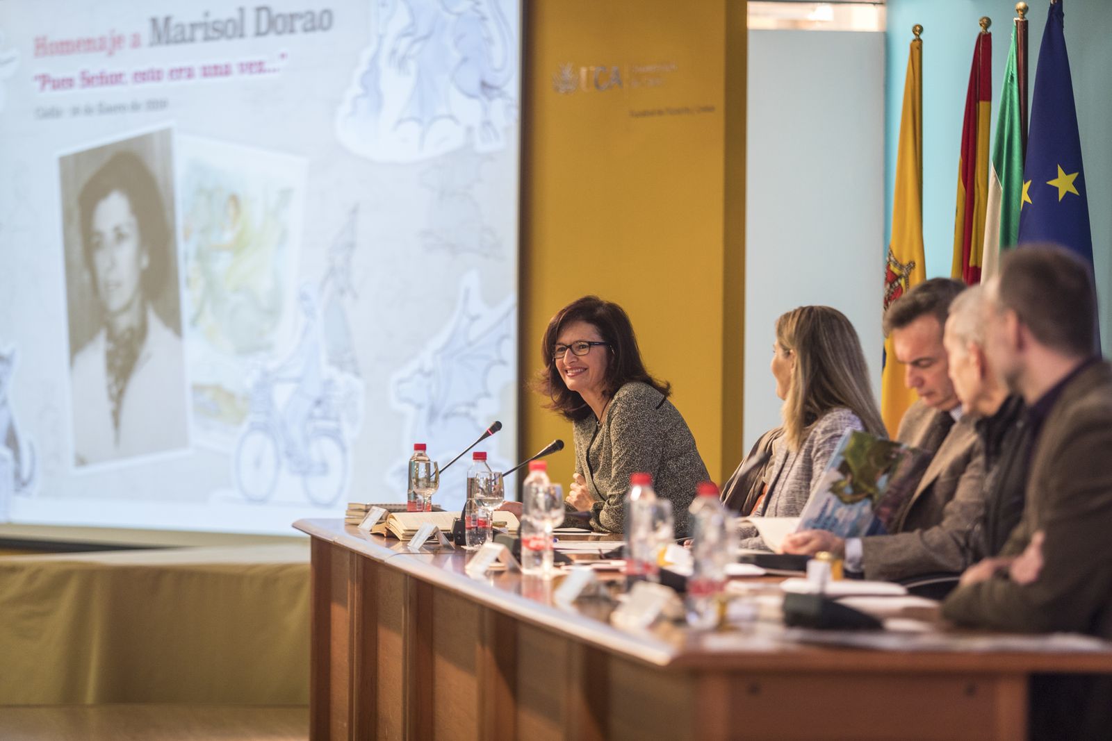 Momento de la presentación del homenaje a Marisol Dorao.