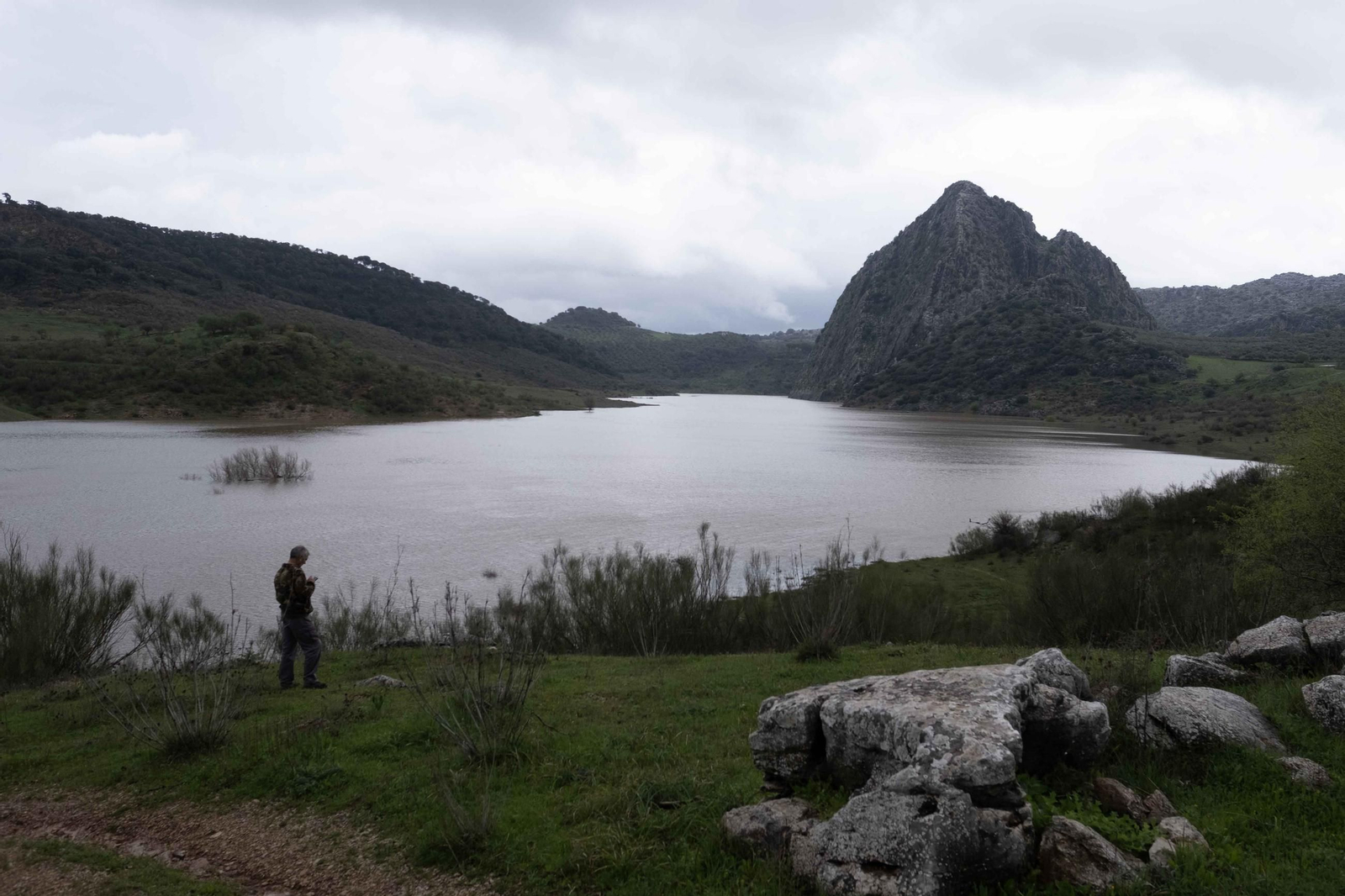 Presa de los Caballeros, conocida popularmente como el 'pantano fantasma' de Montejaque.