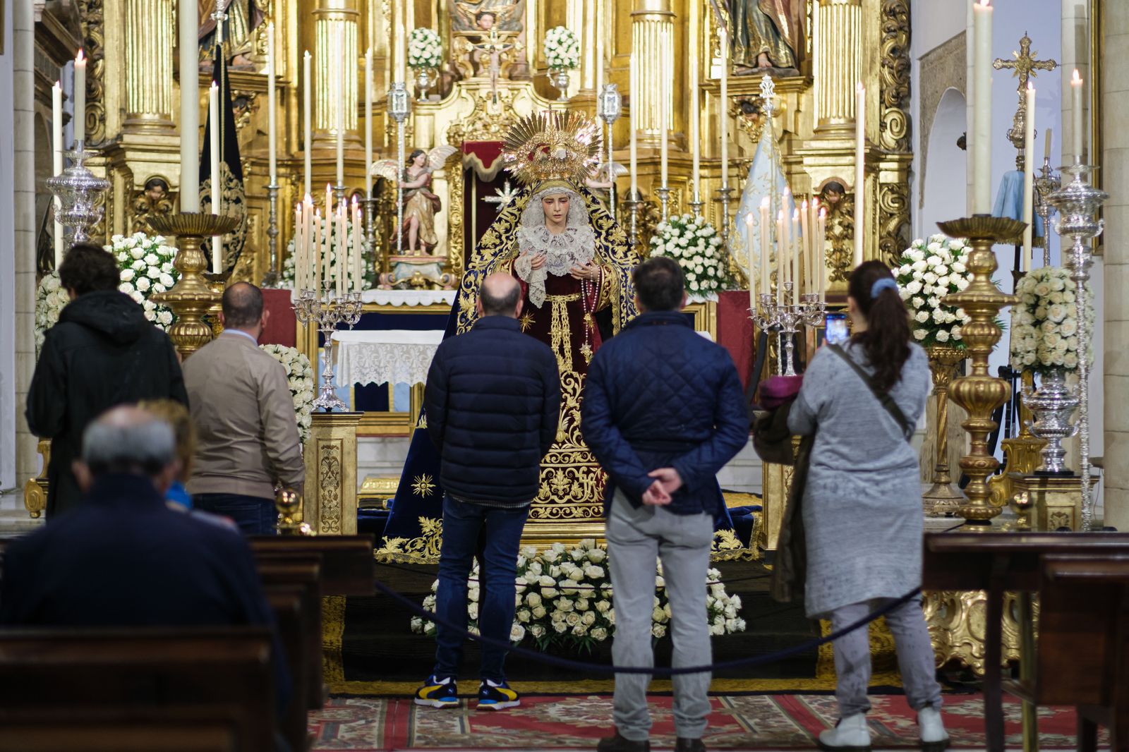 Las imágenes de la veneración a la Virgen de las Penas de Santa Marta