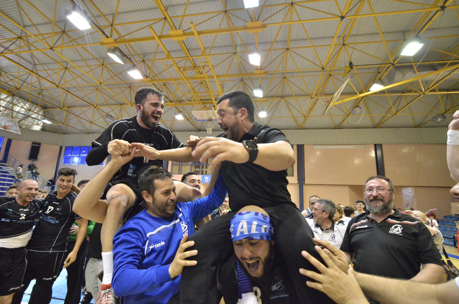 Las imágenes del Colomer Dental-Cobisa