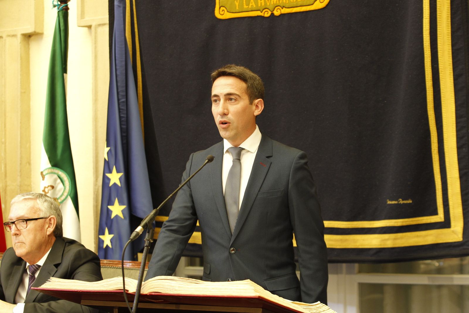 Pleno investidura Presidente Diputación de Almería. Javier Aureliano García