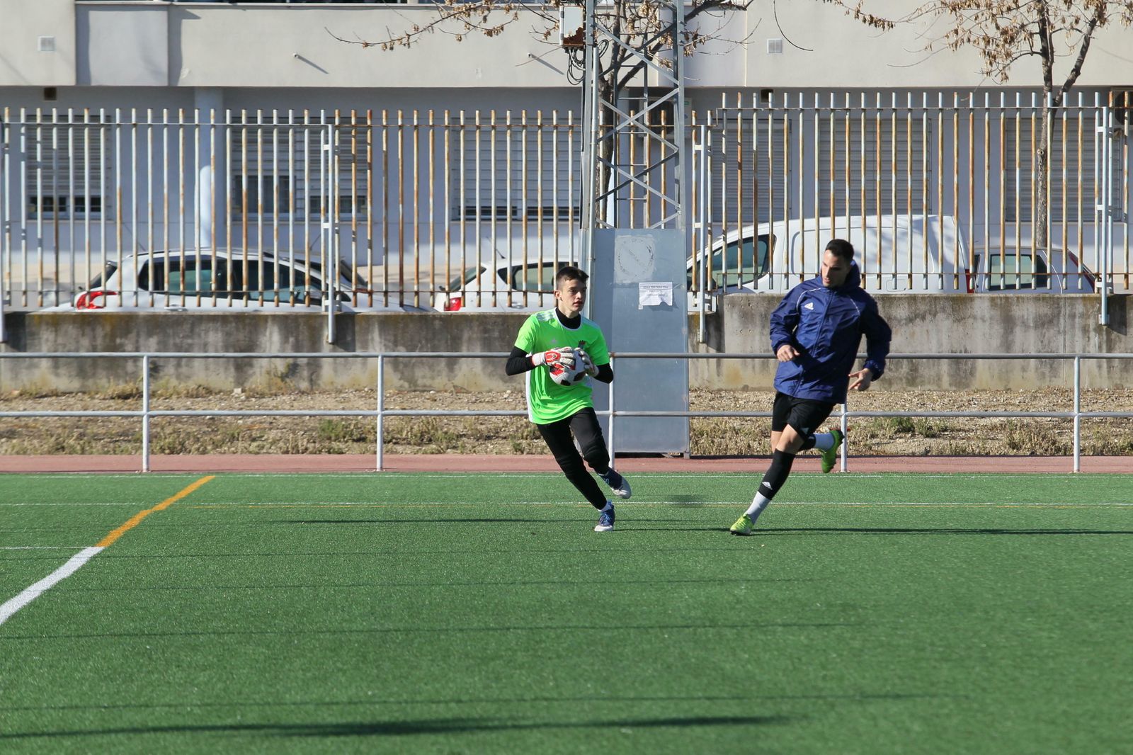 De la Rosa, portero juvenil azulino, entrará en la convocatoria.