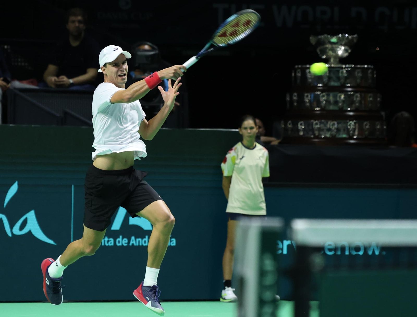 Copa Davis: Van de Zandschulp da el primer punto a Países Bajos ante Altmaier