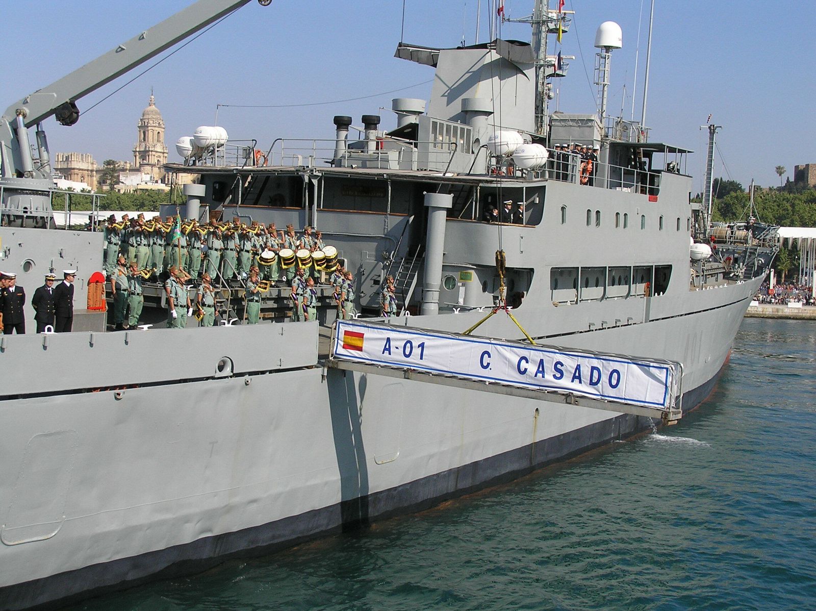 Tropas legionarias a bordo del ‘Contramaestre Casado’.