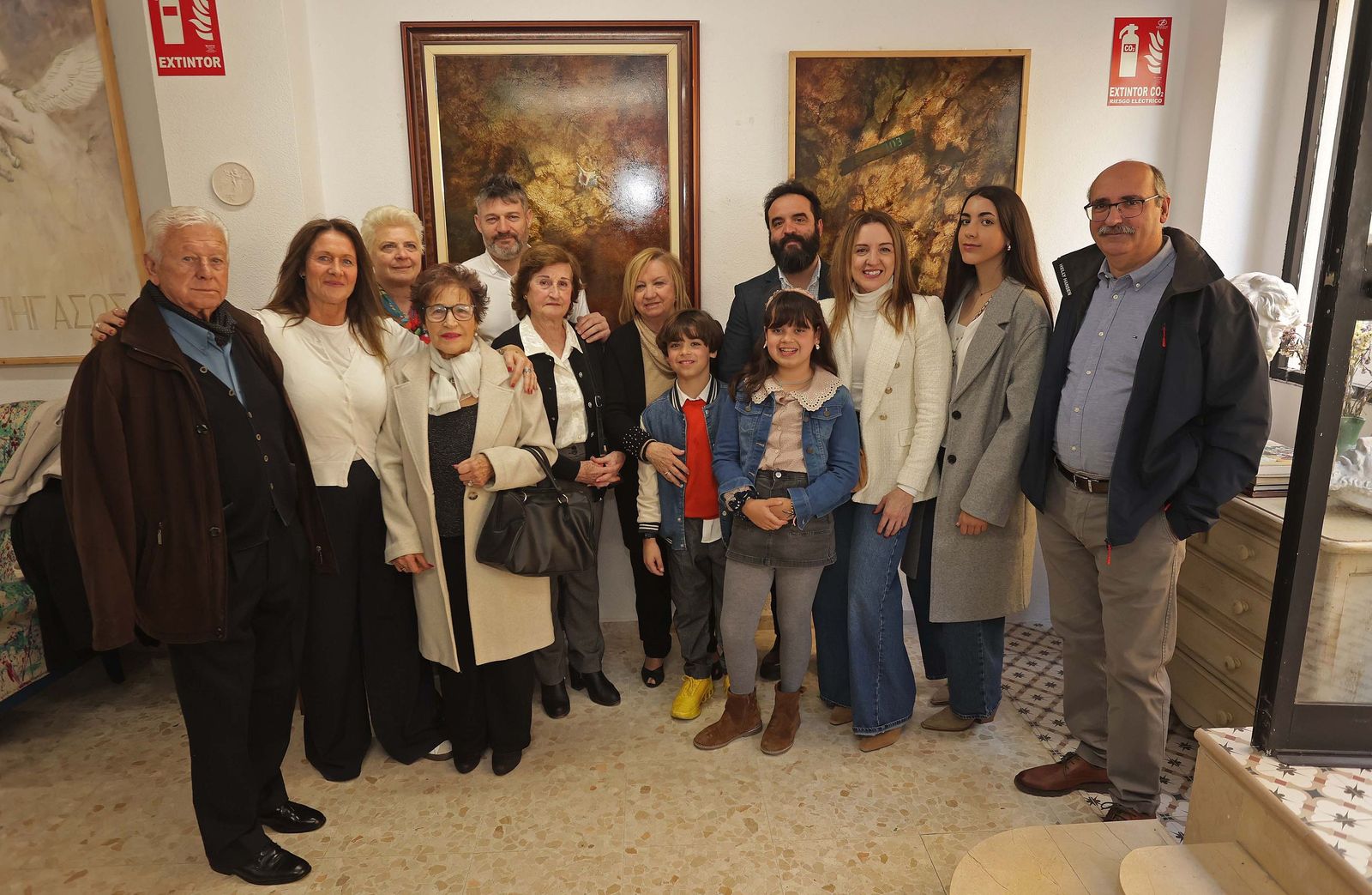 Fotos de la exposición de Juan Zahara en la asociación cultural Alarte de Algeciras