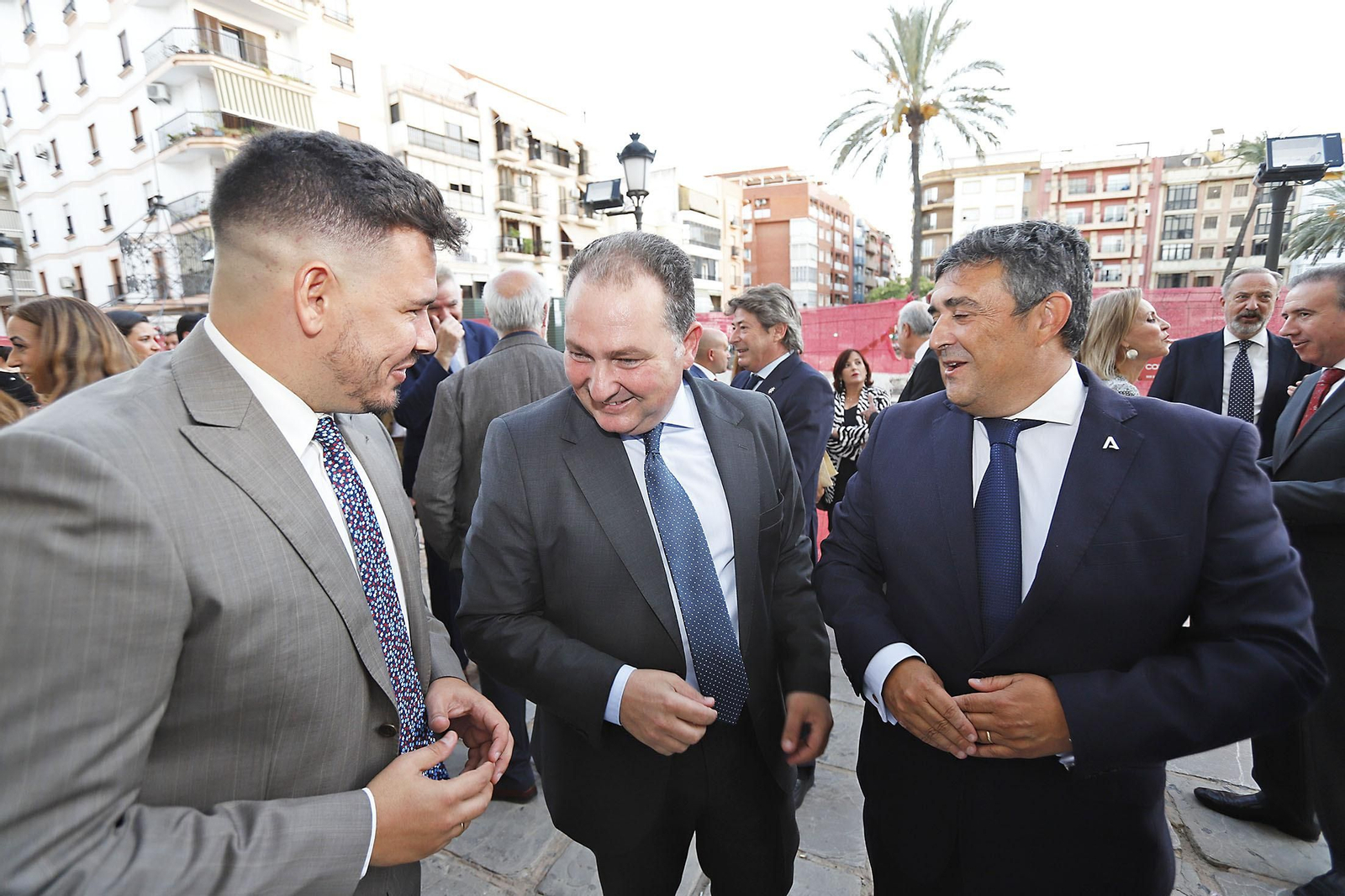 Imágenes de la recepción a los invitados a la gala de los Onubenses del Año