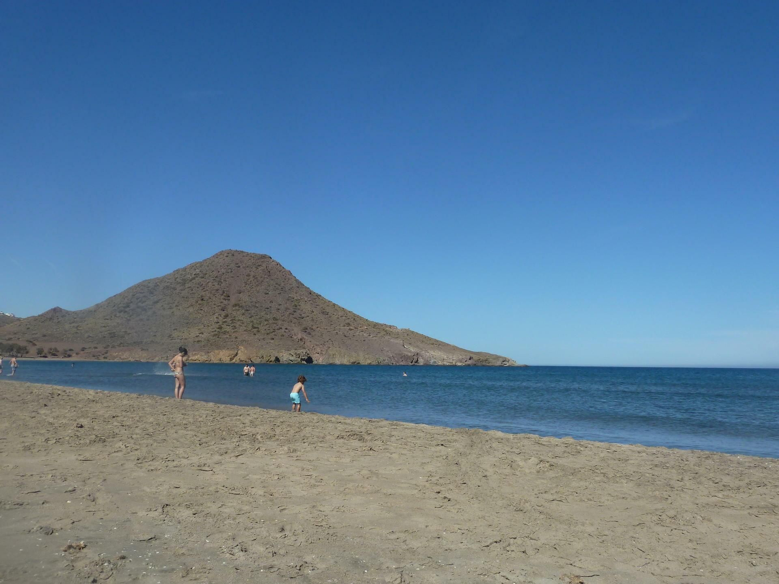 La Playa de Genoveses es uno de los puntos turísticos más clásicos del Parque Natural