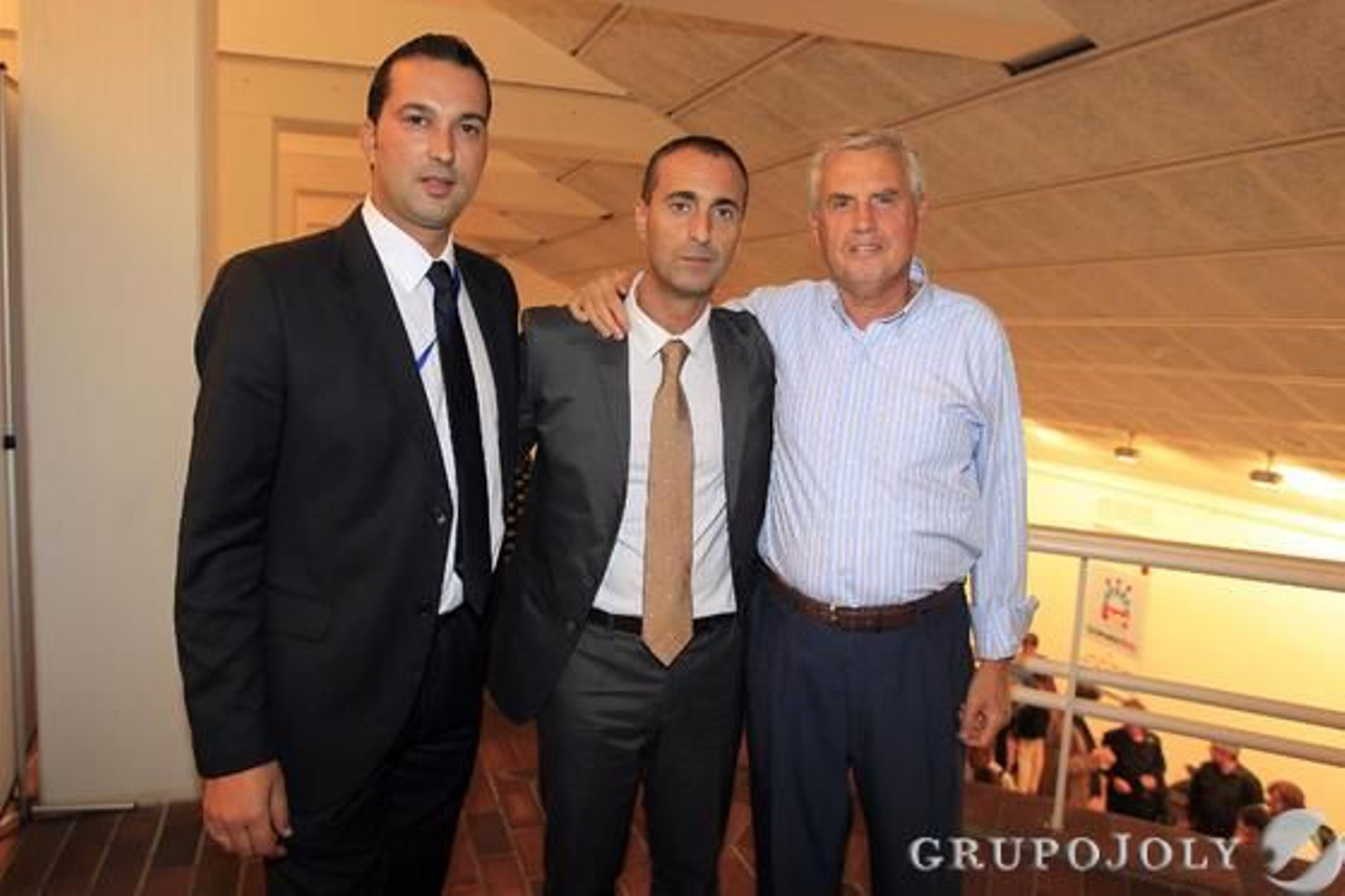 Oscar Fernández, Javier Molina y Víctor Gúzman en representación de la Fundación CB Granada.

Foto: Pepe Villoslada-Lucia Rivas