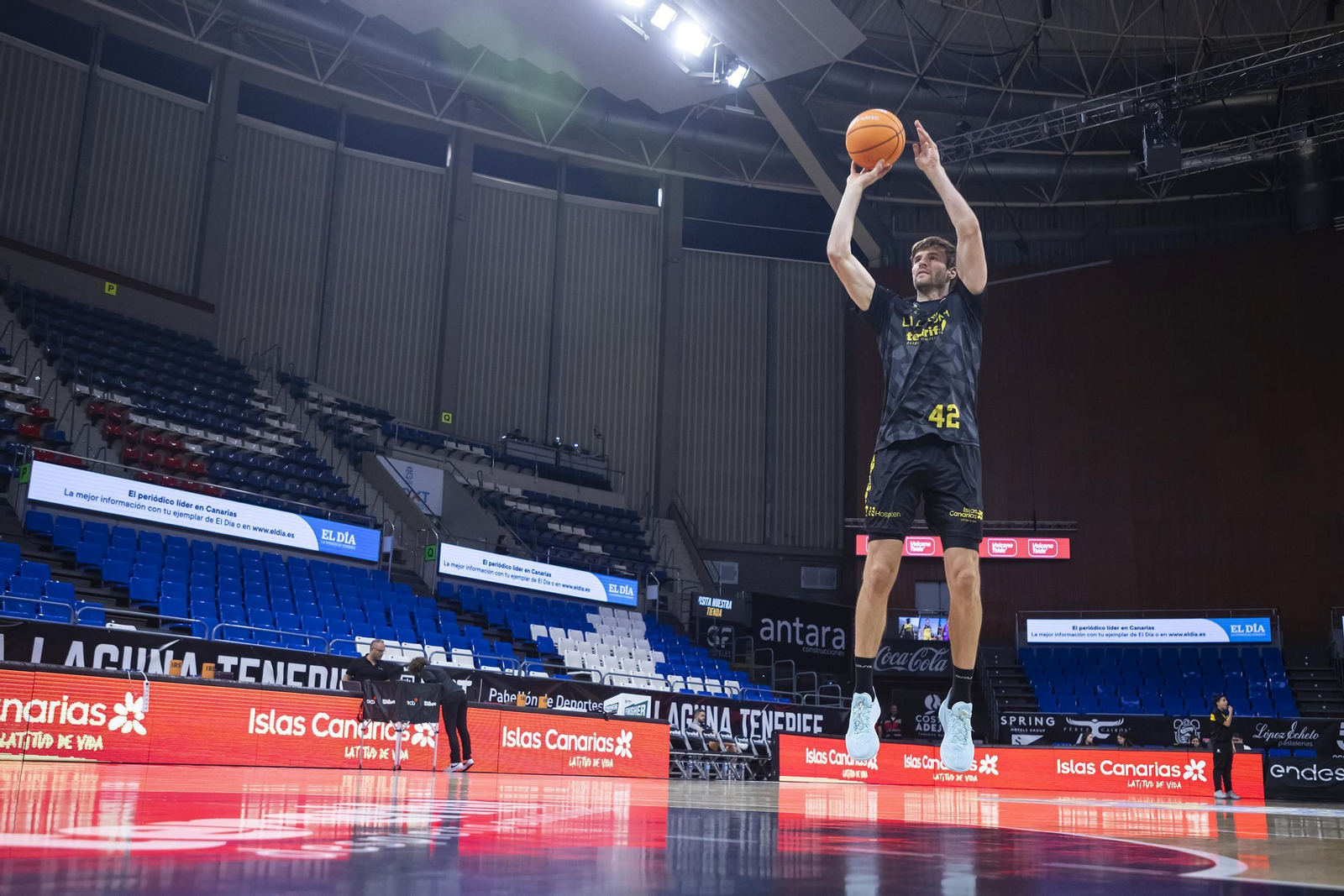 El Lenovo Tenerife-Unicaja, en fotos