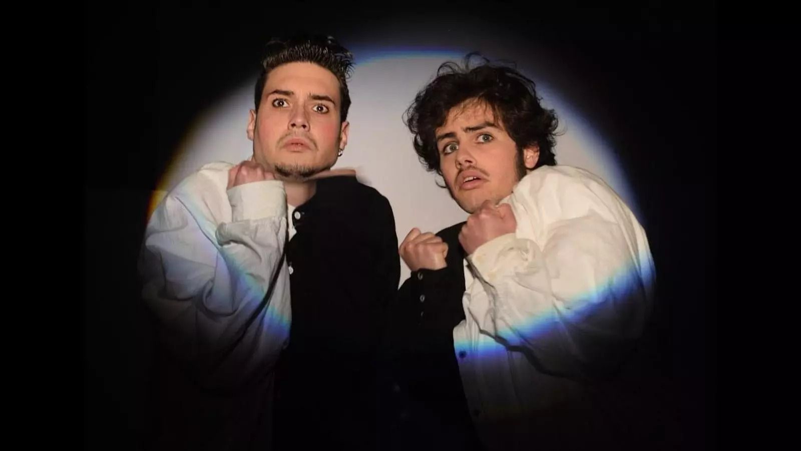 Los actores Luis Guerrero y Emilio Rosales.