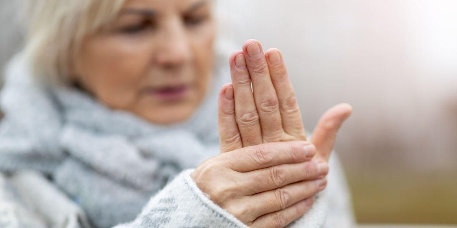 Este alimento se relaciona con la artritis (y lo tomamos casi a diario)