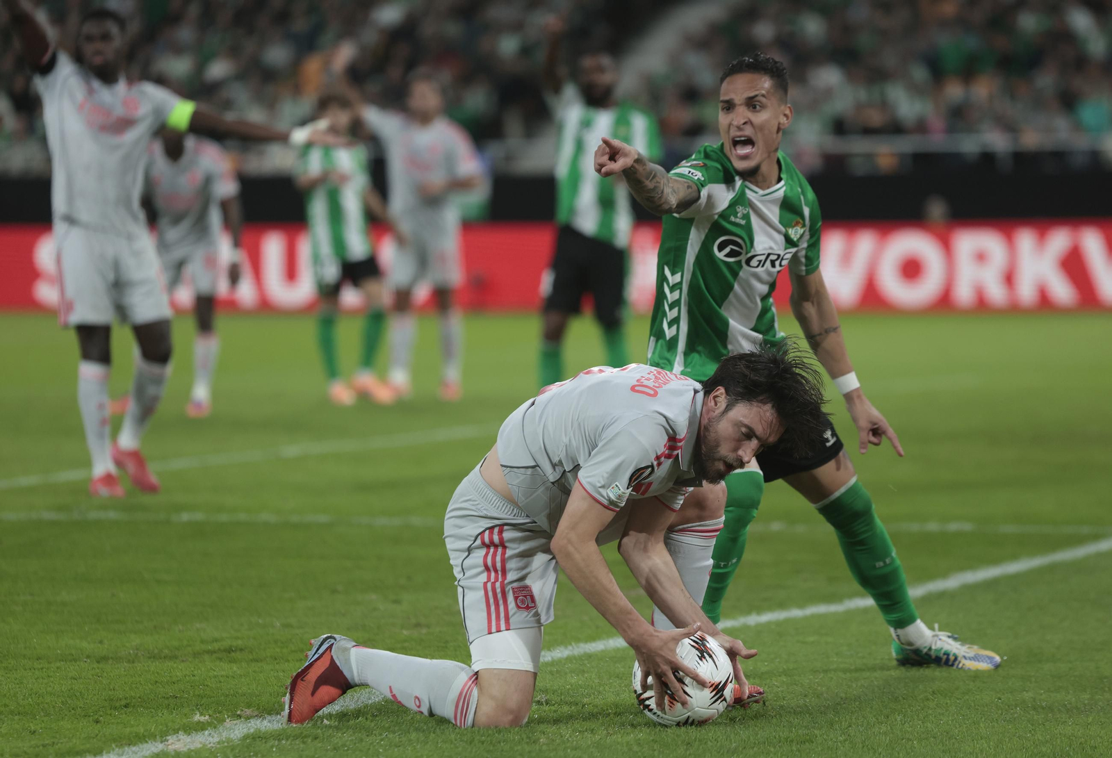 Las fotos del Betis - Olympique Lyonnais