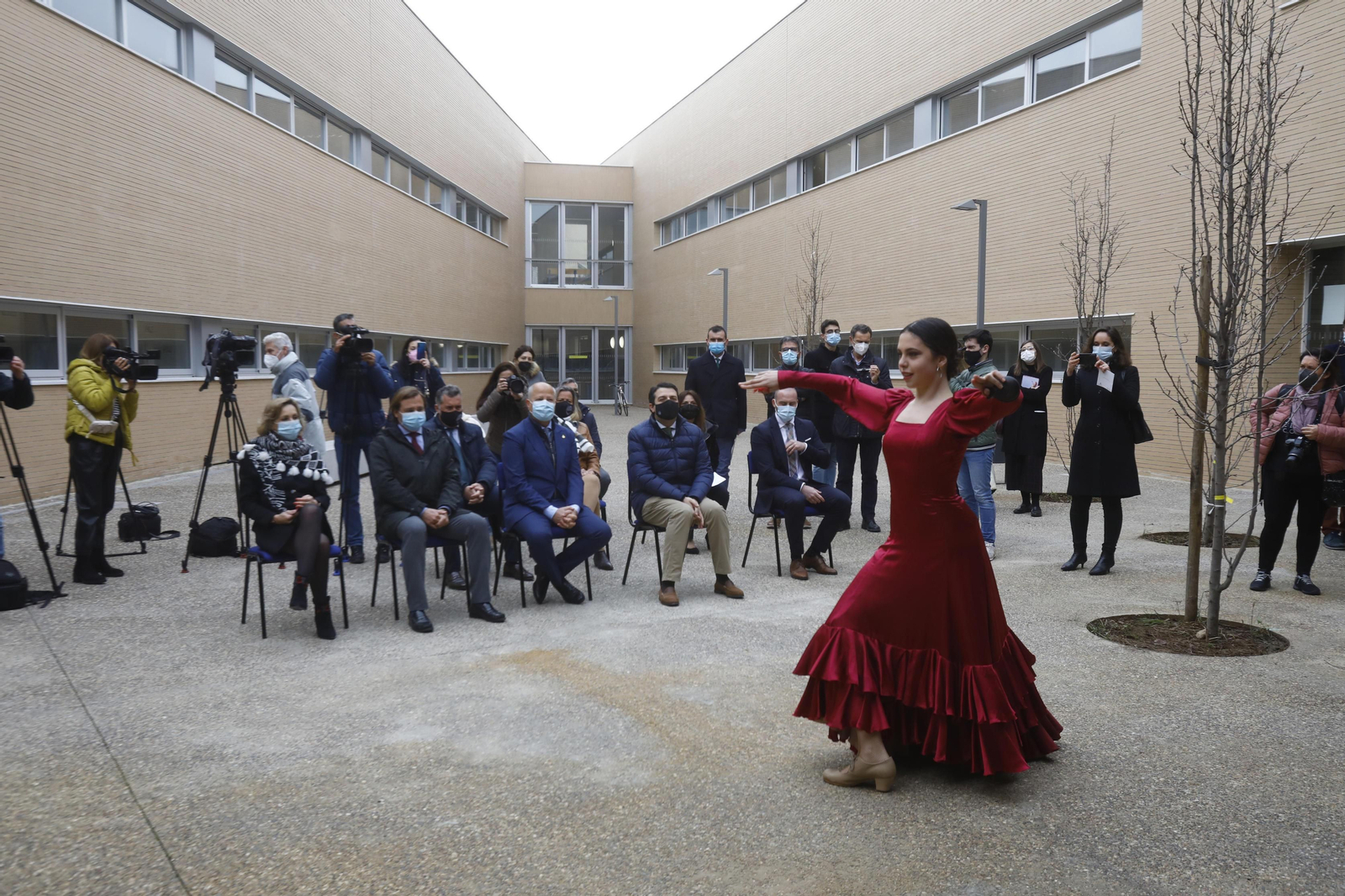 Las fotografías de la inauguración del colegio Turruñuelos.