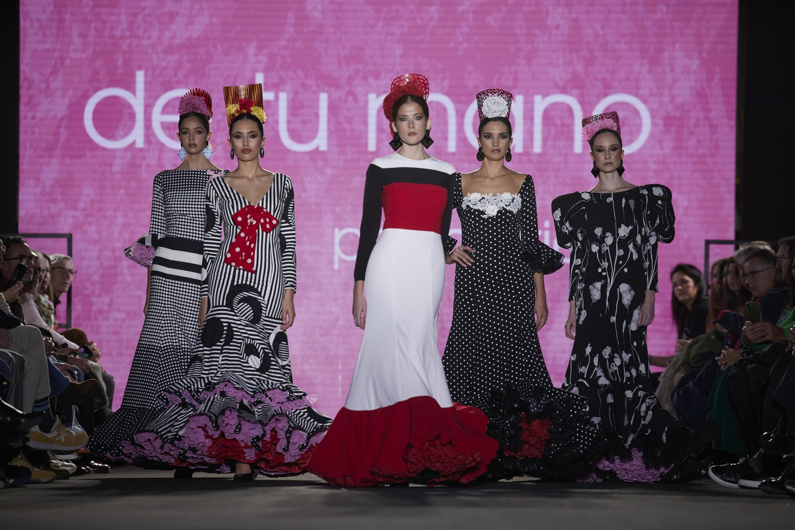 El desfile de Paco Prieto en We Love Flamenco 2025, todas las fotos: 2003159996