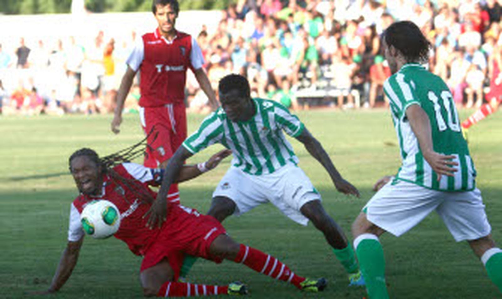 Faltan dos buenos peloteros (0-0)