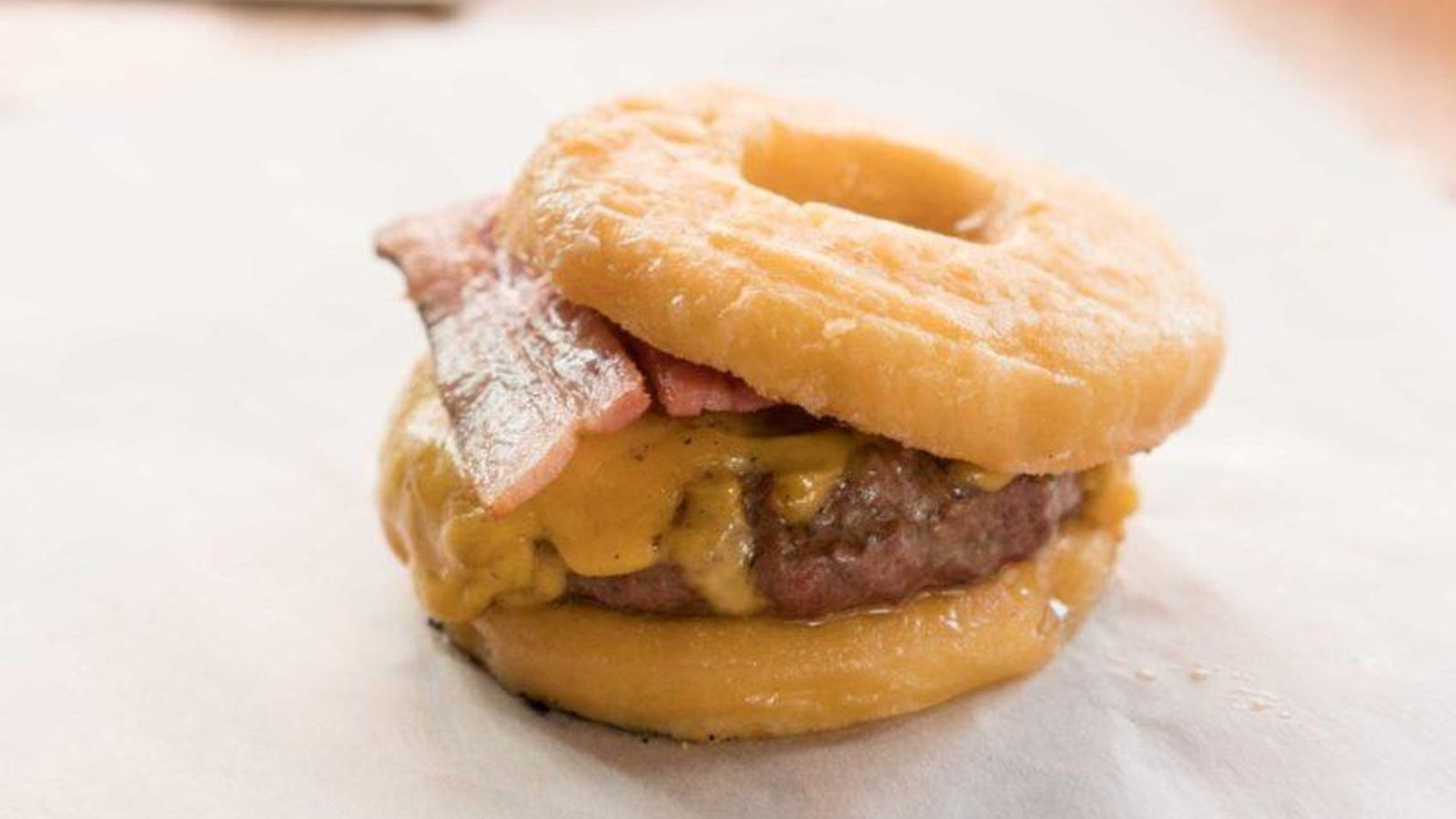 Pan en forma de donut