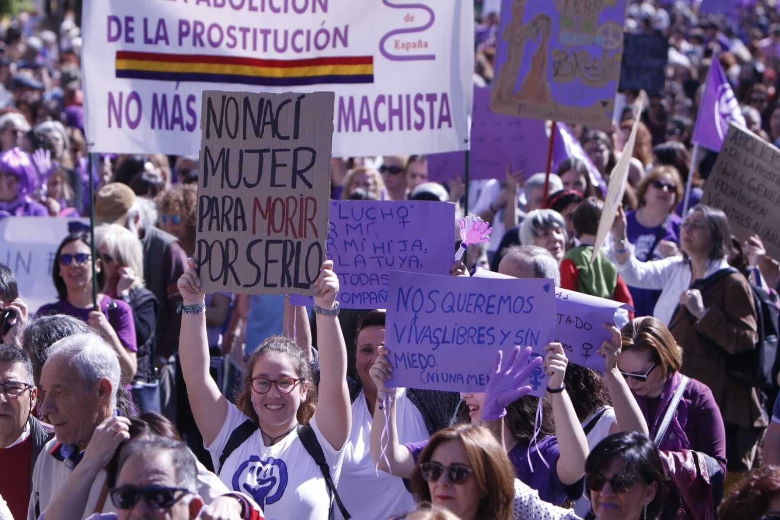 Las imágenes de las manifestaciones del 8M en Sevilla.