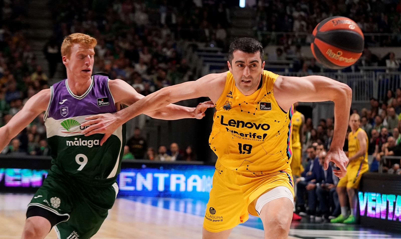 Alberto Díaz y Giorgi Shermadini.