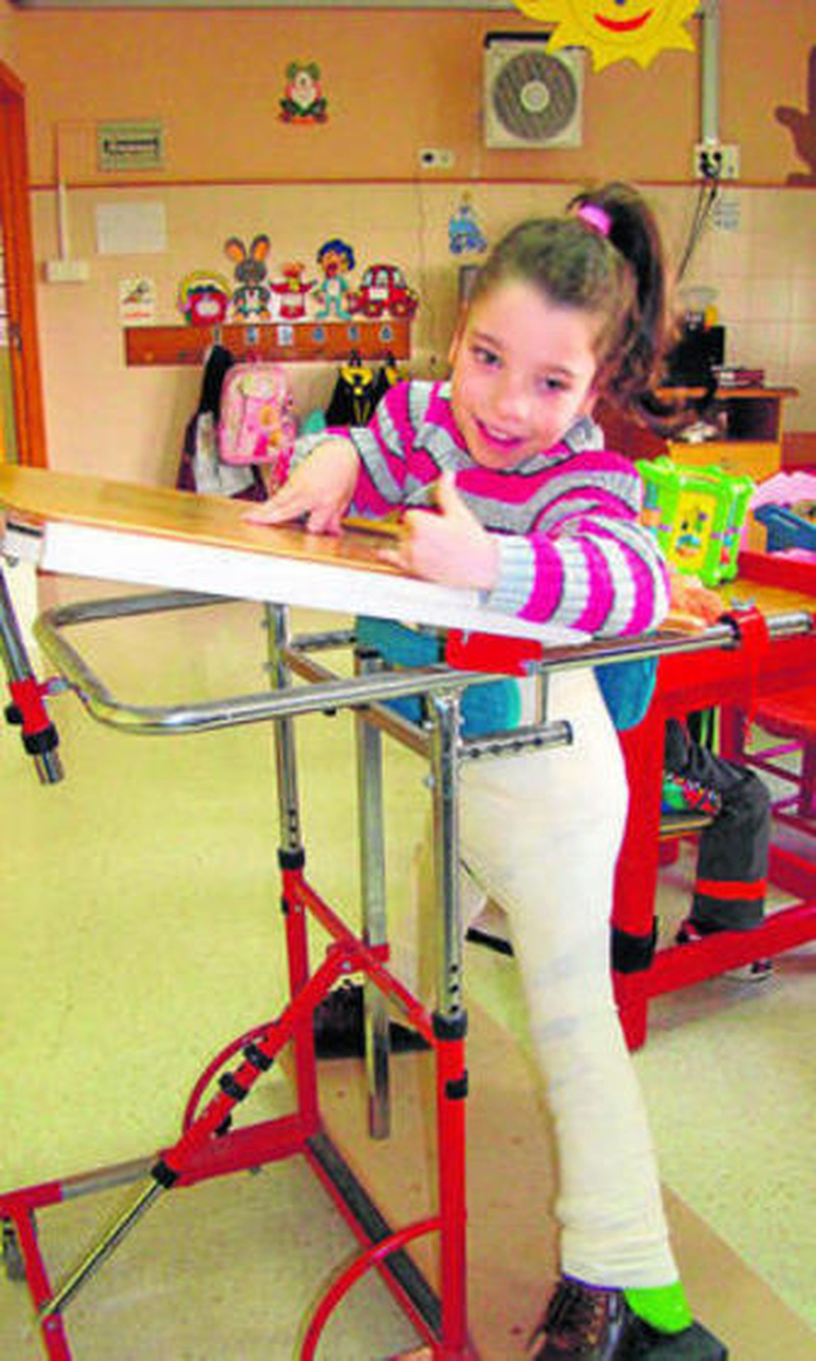 Las cajas de plástico son una importante inyección para ayudar a Lidia.