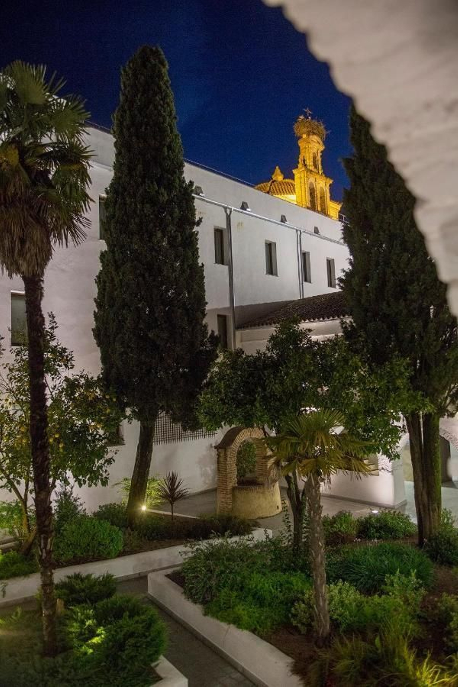 El bello convento de Aracena reconvertido en hotel con spa que puedes encontrar en Huelva