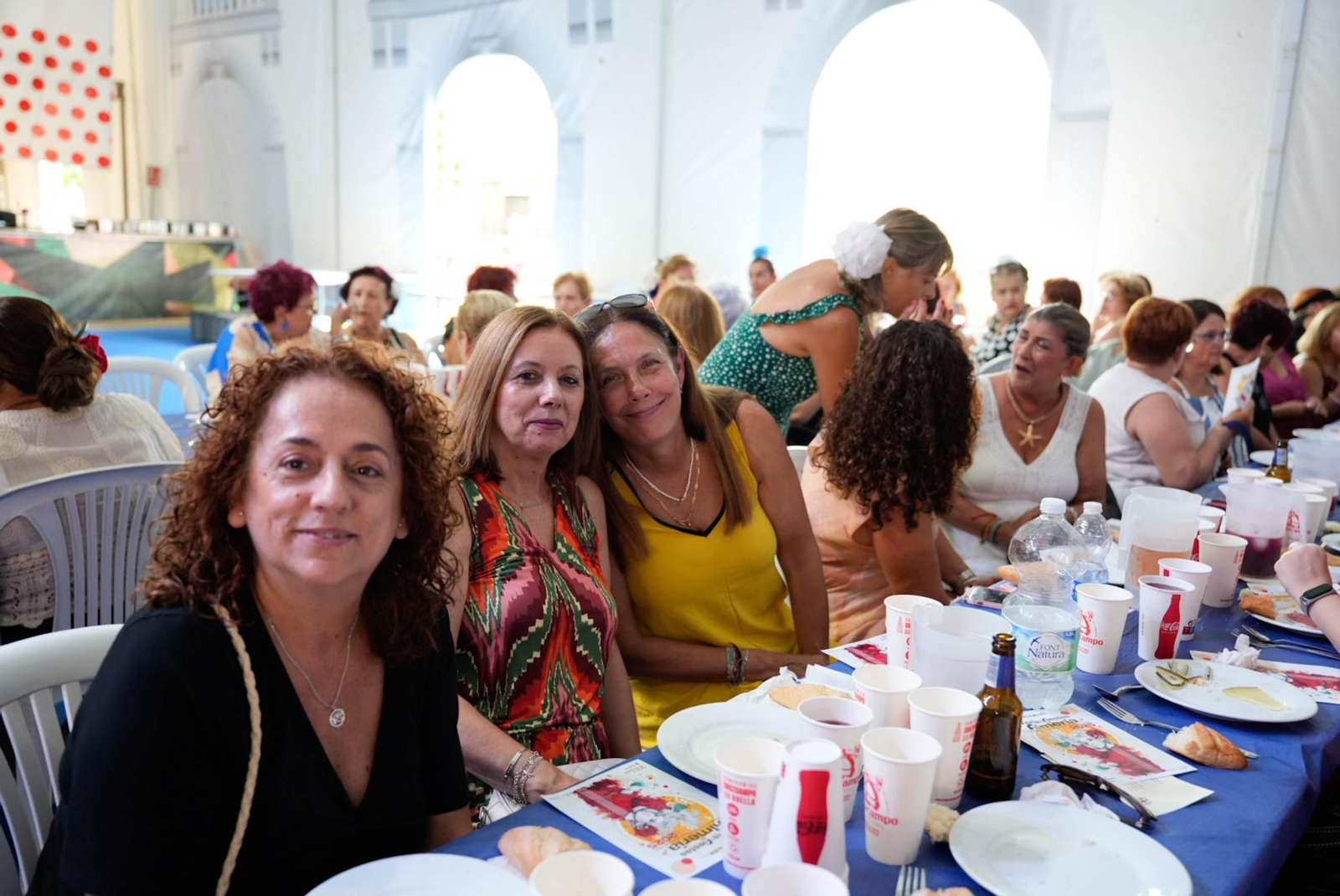 Las fotos de la comida de homenaje a la mujer en la Feria de Almería