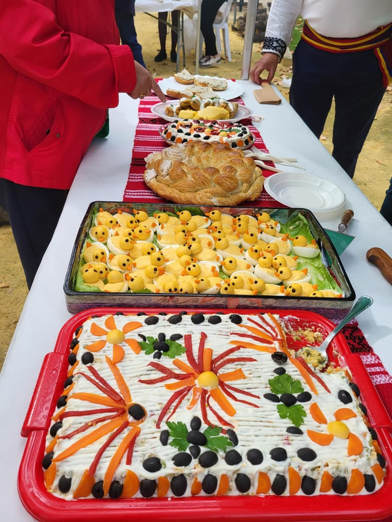 El Membrillo Festival de Carcabuey, en imágenes: senderismo, convivencia y mucha gastronomía