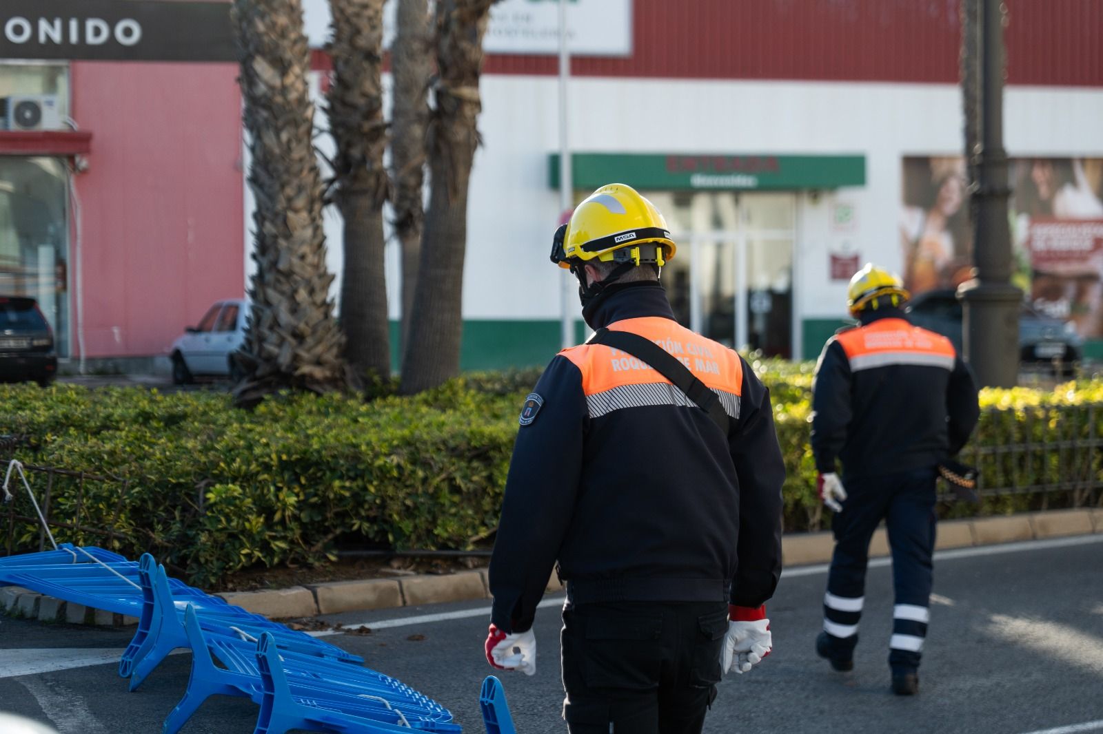 Roquetas planta cara a la borrasca Leonardo: un despliegue humano y técnico frente al temporal