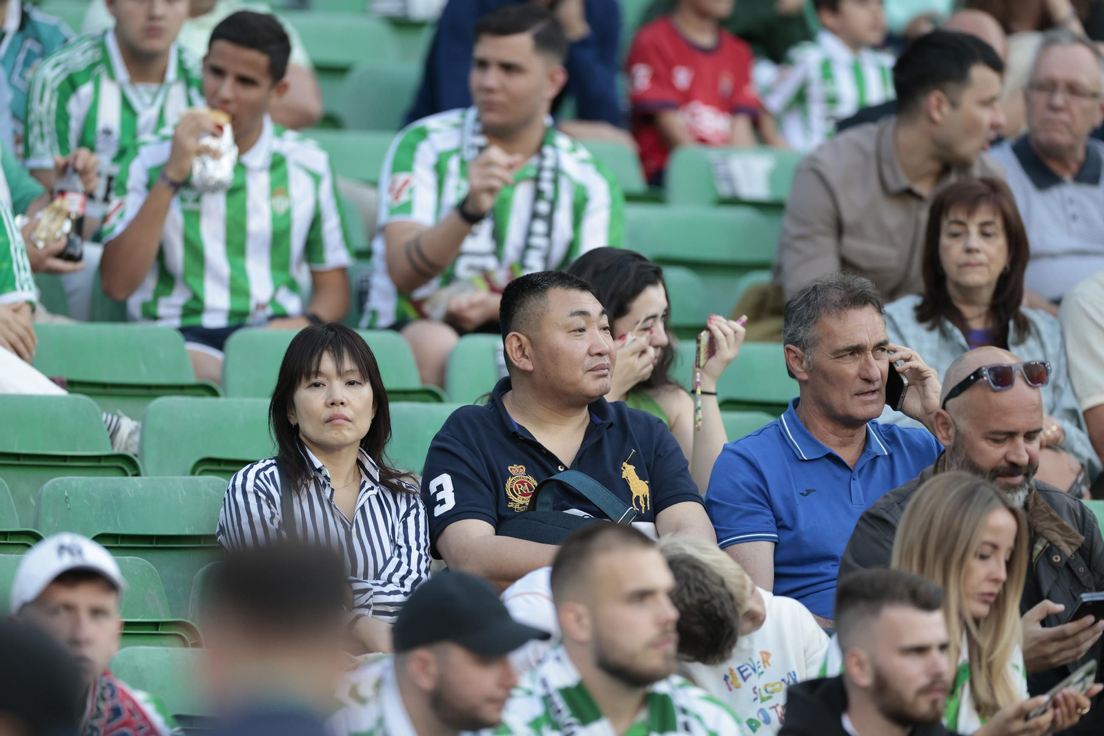 Búscate en las fotos del Betis - Osasuna