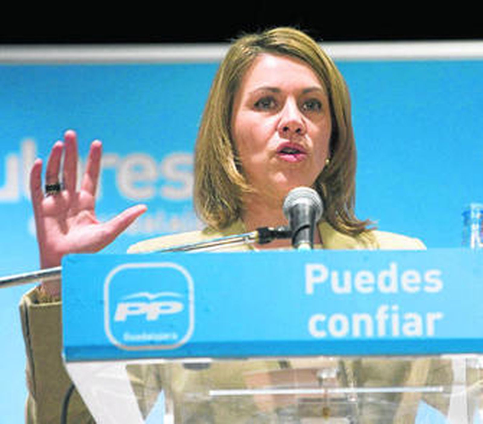 María Dolores de Cospedal, en un reciente mitin de la campaña electoral.