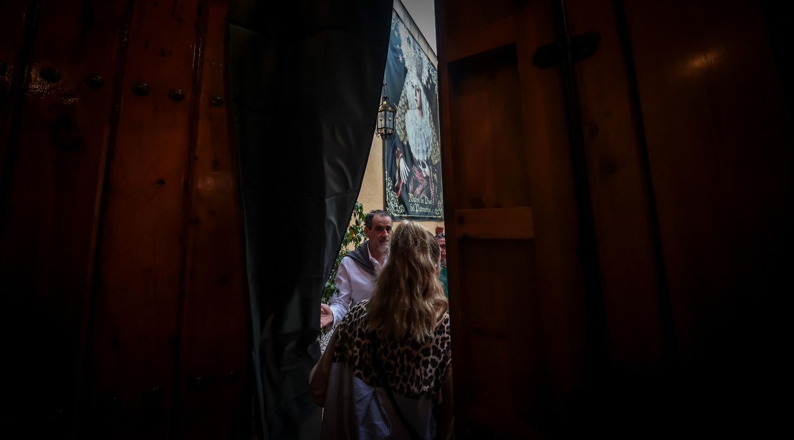 Imágenes de la visita a los templos tras el aplazamiento de la Magna Mariana de Jerez