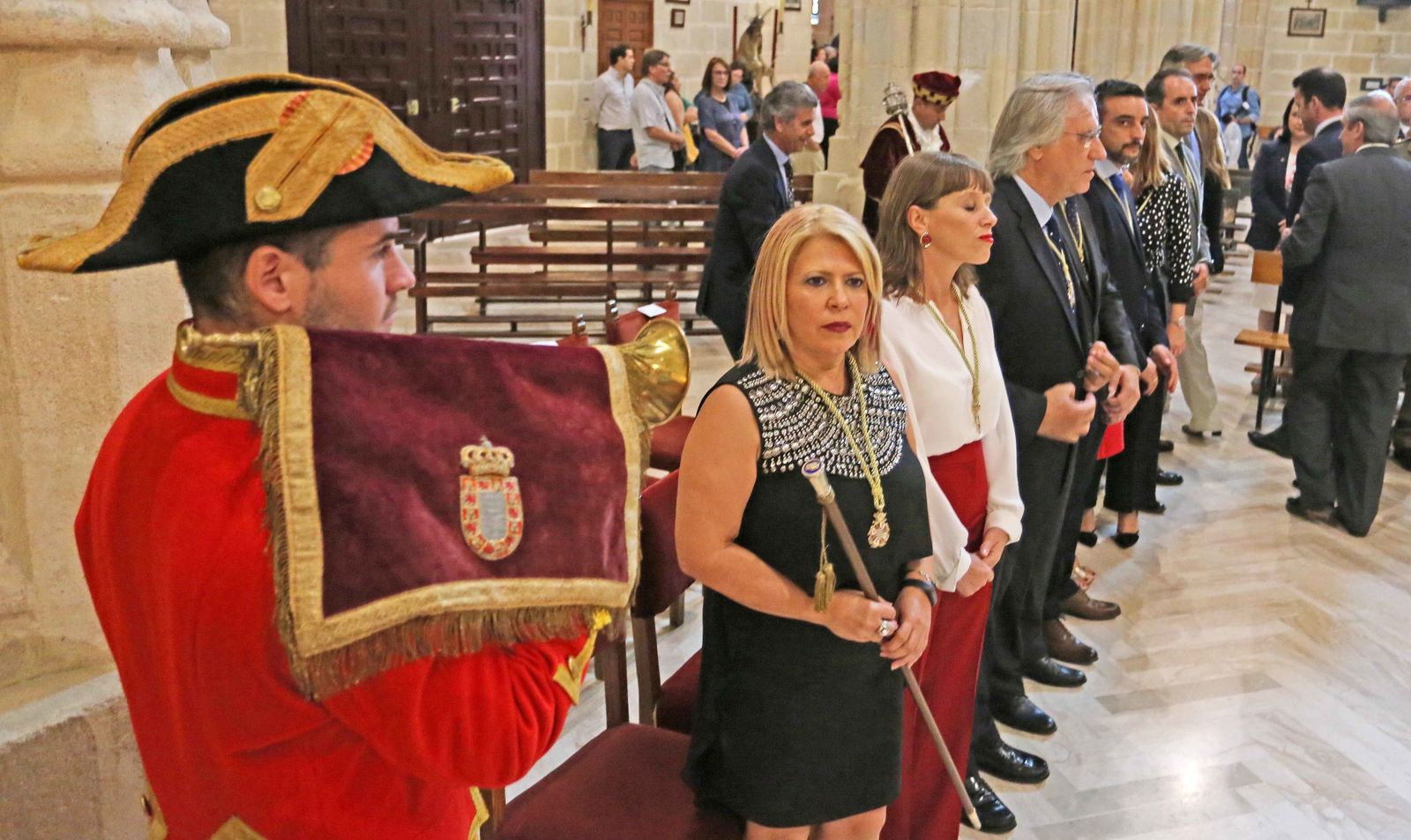 Traslado del pendón de Jerez en el día del Patrón
