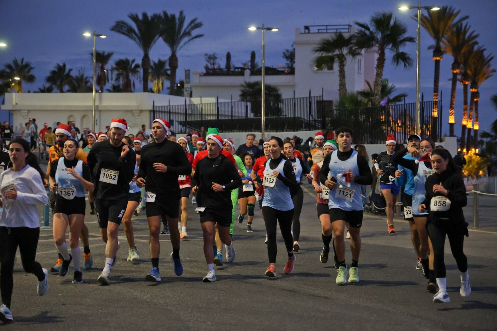 Las fotos de la San Silvestre del Real Club Mediterráneo en Málaga