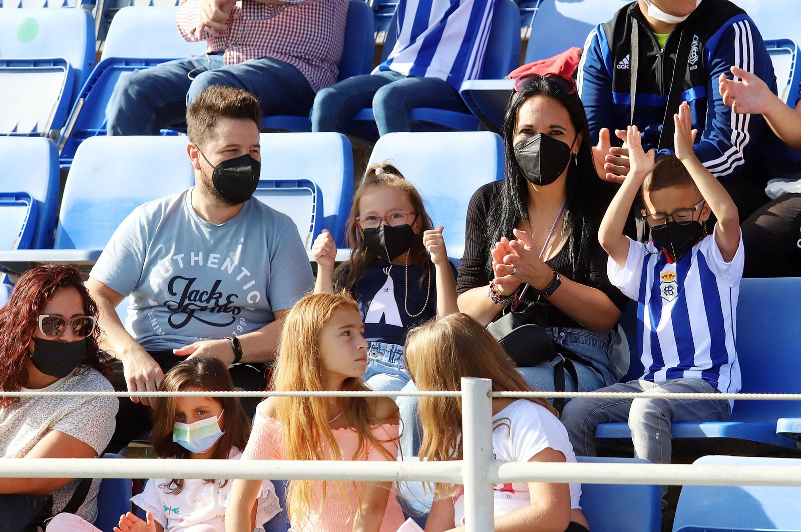 Imágenes de la mejor afición en el Recre-Gerena