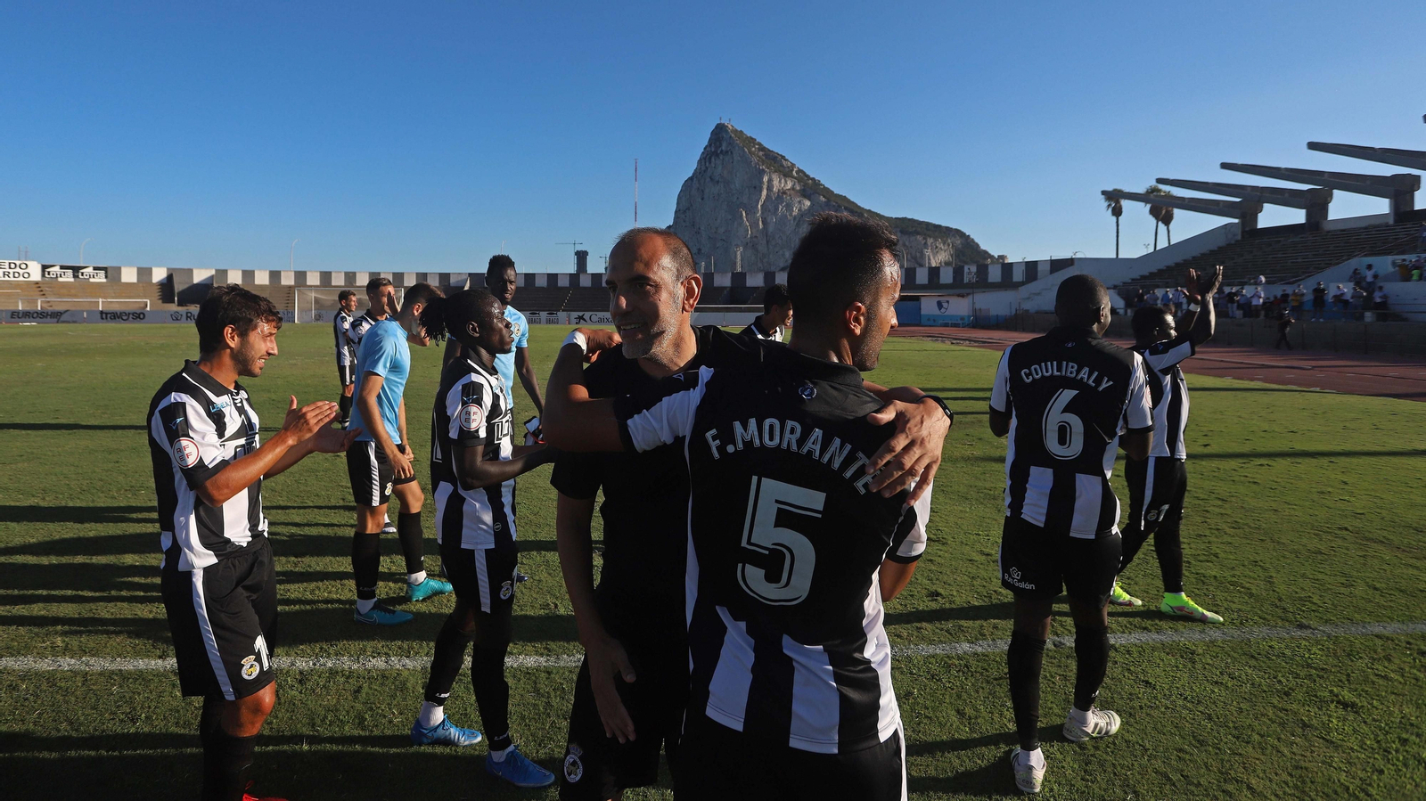 Las mejores fotos del Balona - Real Madrid Castilla en La Línea