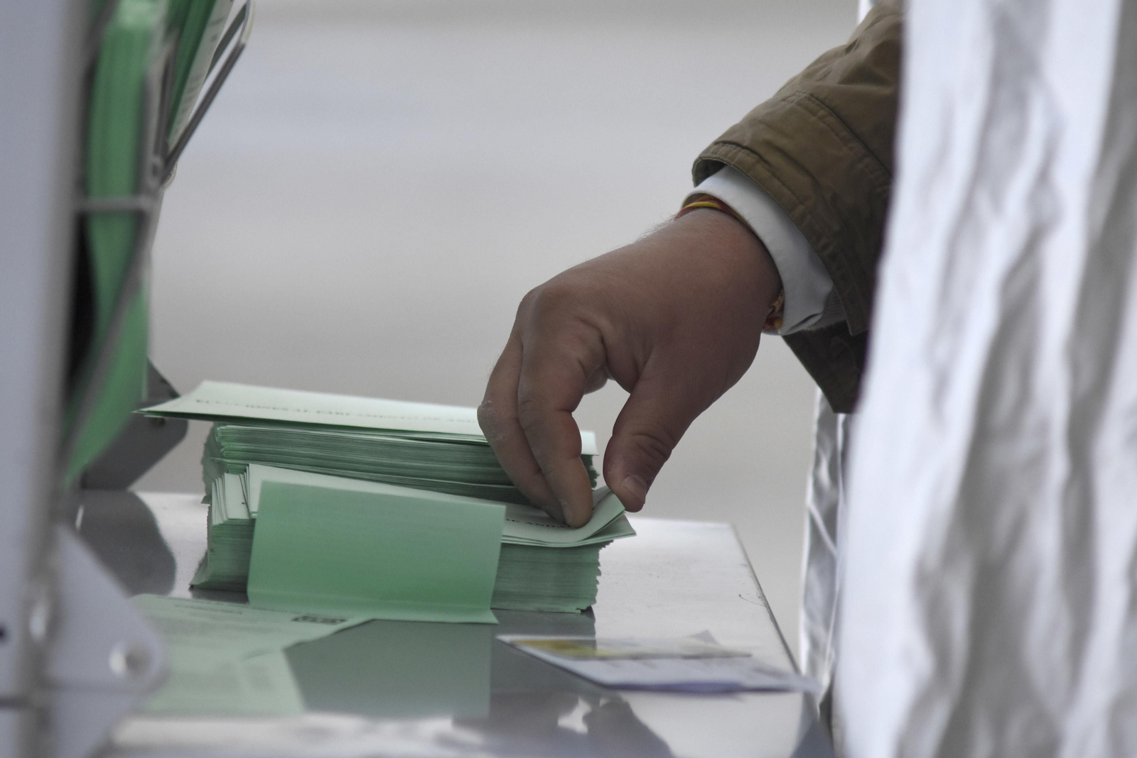 Las imágenes de la jornada electoral en Córdoba