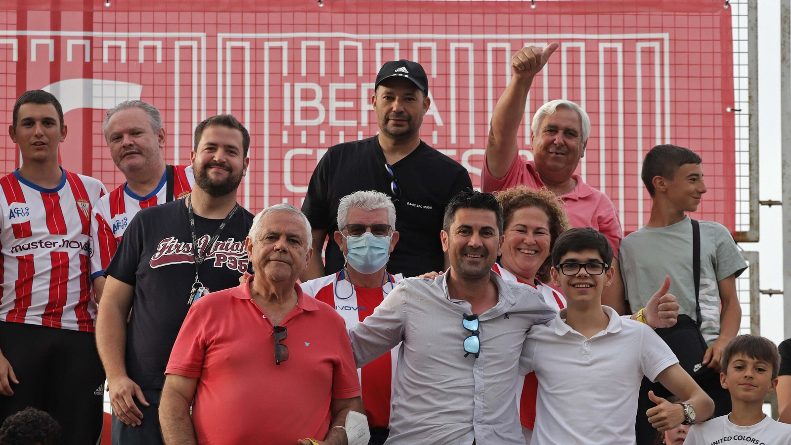 Fotos de la afición del Algeciras CF en el Nuevo Mirador