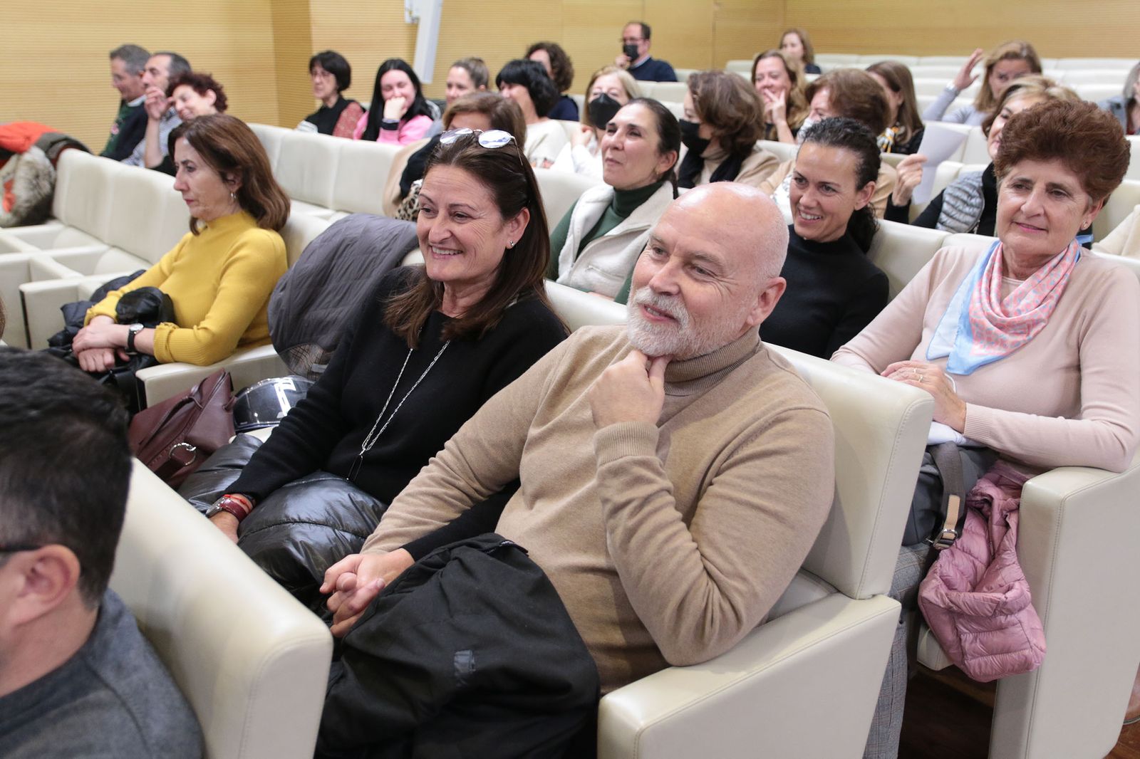 El Diario de los Libros, con Cristina Campos y su novela 'Historias de mujeres casadas'
