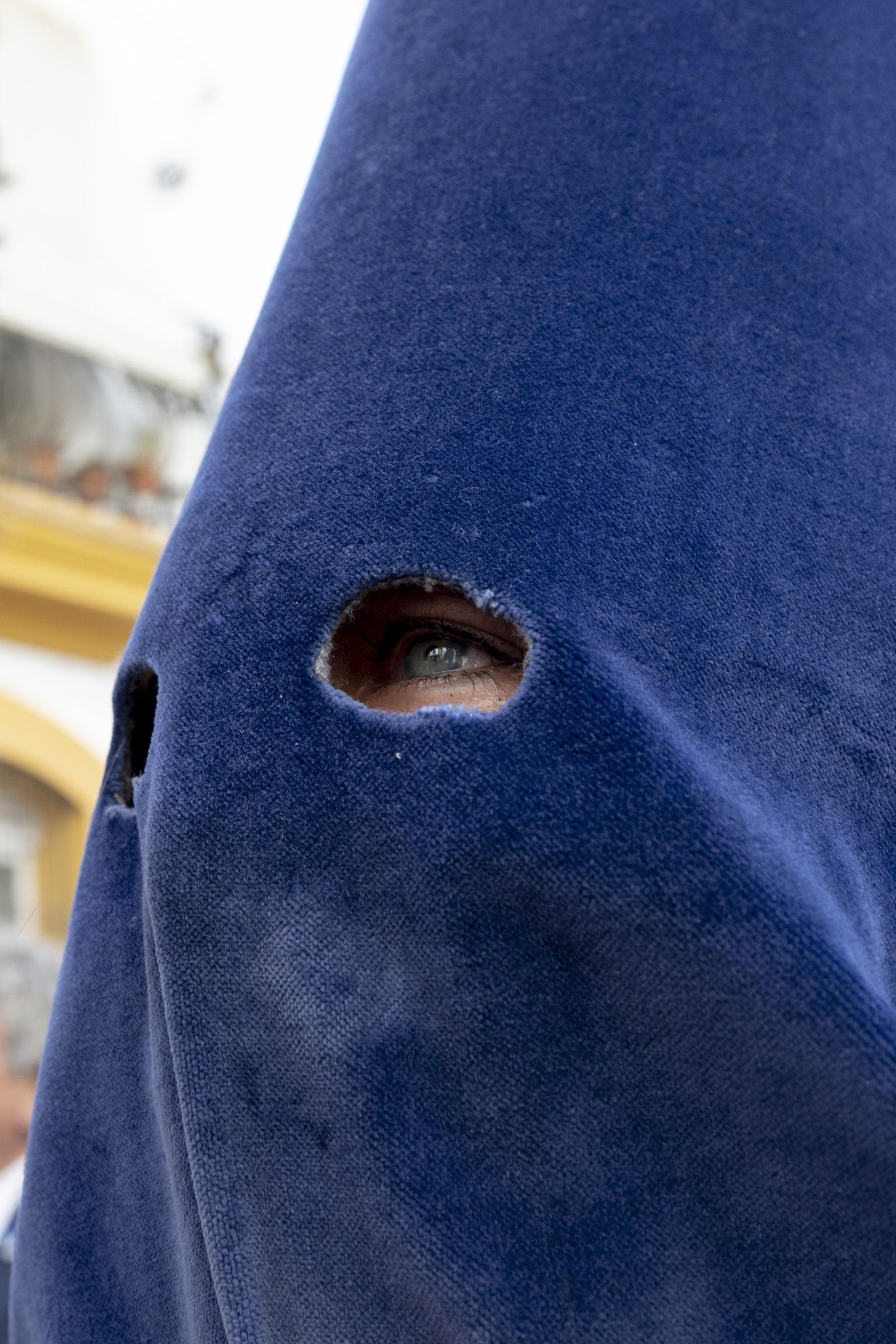 Las imágenes de la salida de la cofradía de La Palma en la Semana Santa 2023