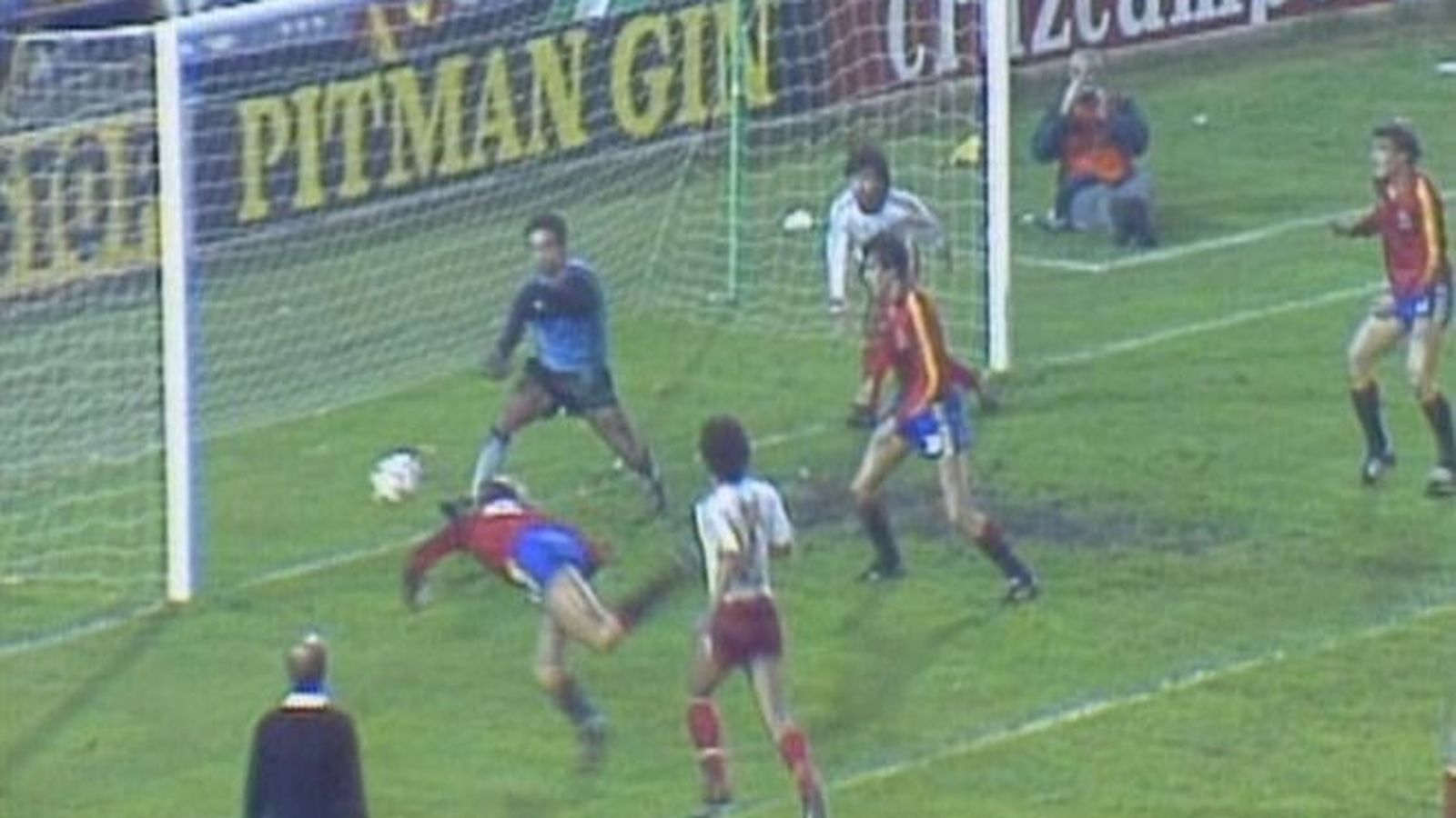 Maceda hizo dos goles a Malta, el 6-1 y el 7-1.