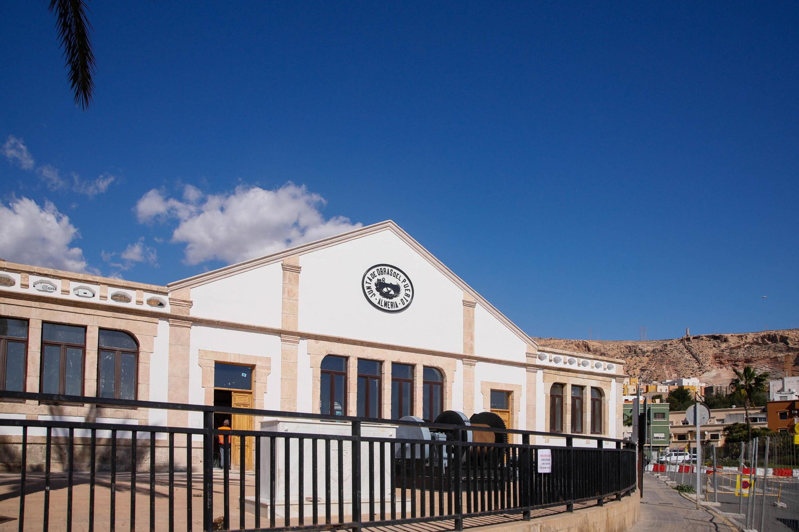 Las imágenes de la visita a la obras del Puerto de Almería