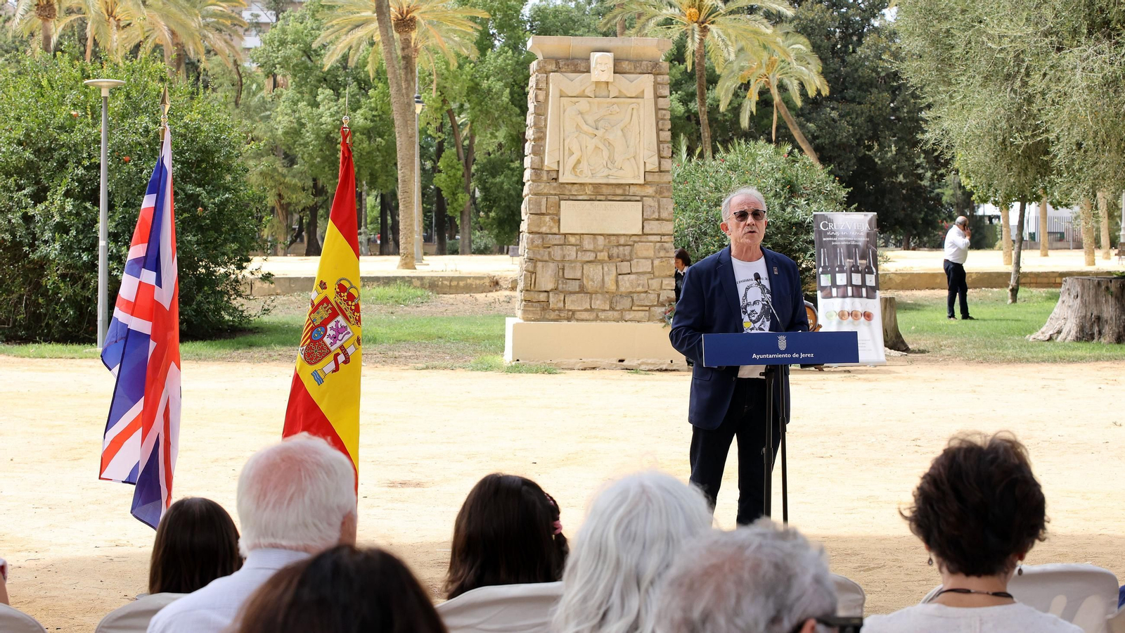 Imágenes del homenaje a Shakespeare en el monumento del parque González Hontoria de Jerez