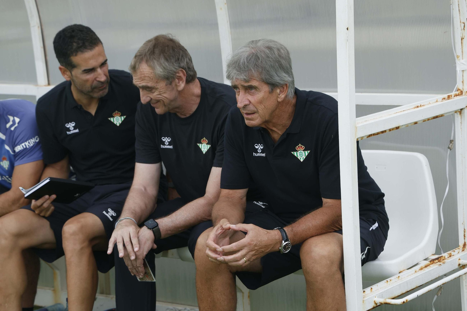 Las fotos del Betis-Como disputado en el Ciudad de La Línea (2-3)